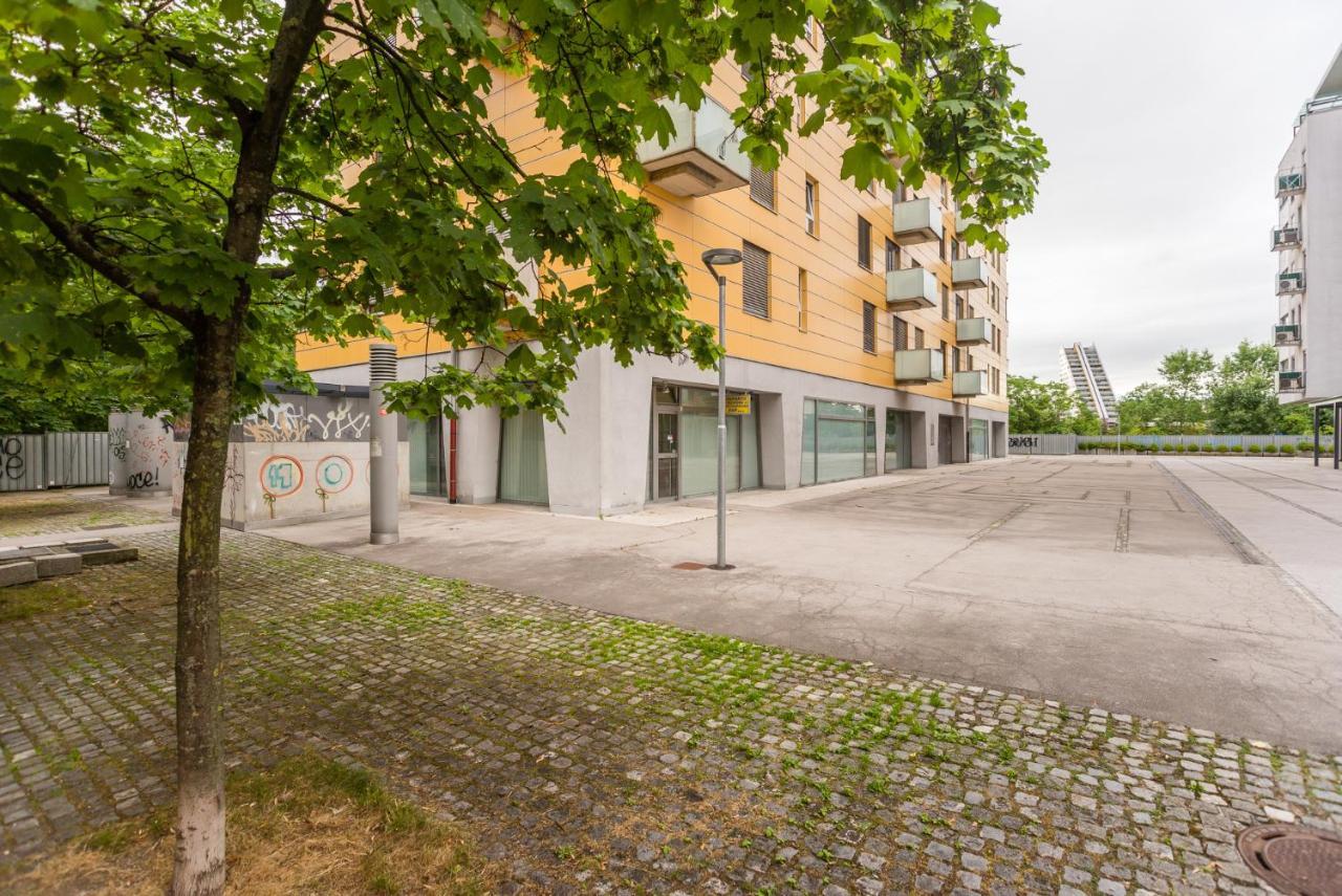 Apartma N'Poznam Λιουμπλιάνα Εξωτερικό φωτογραφία
